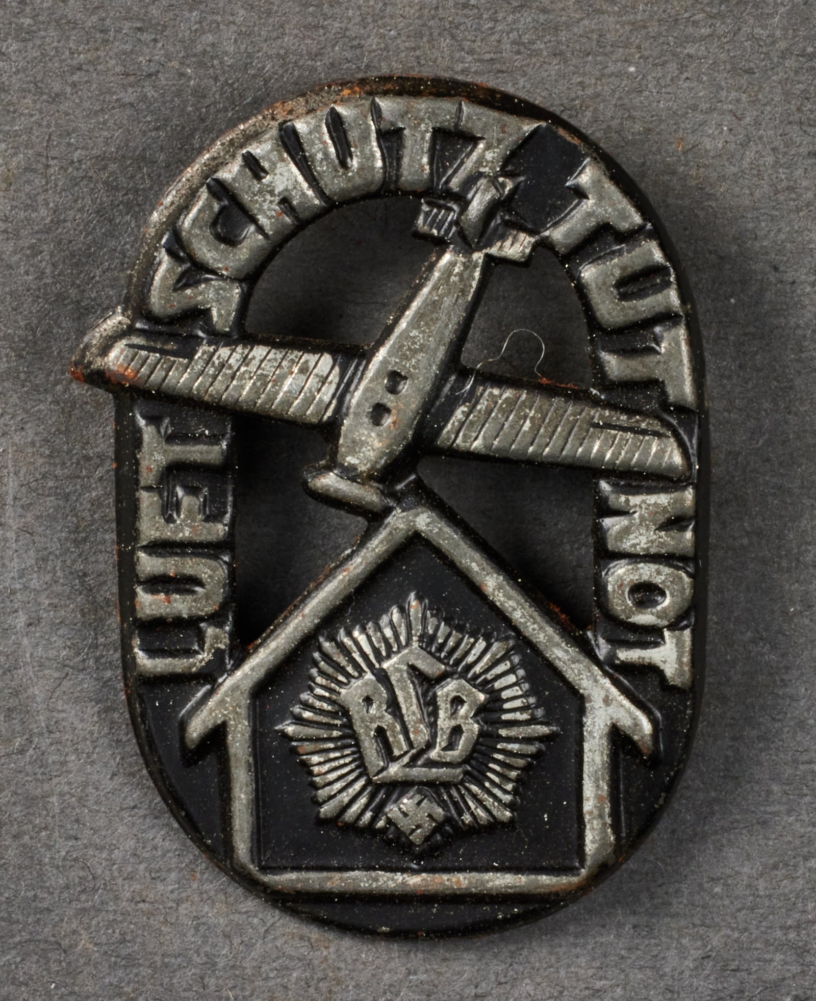 RLB Donation Luftschutz Tut Not Pin #21637 