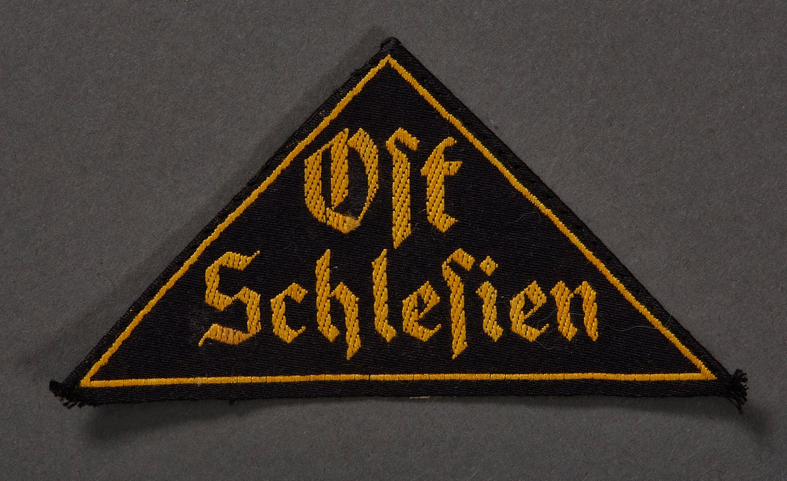 HJ Ost Schlesien District Sleeve Triangle #16116 