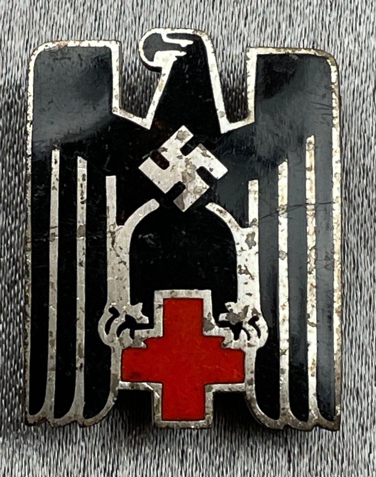 German Red Cross Membership Cap Badge #15497 