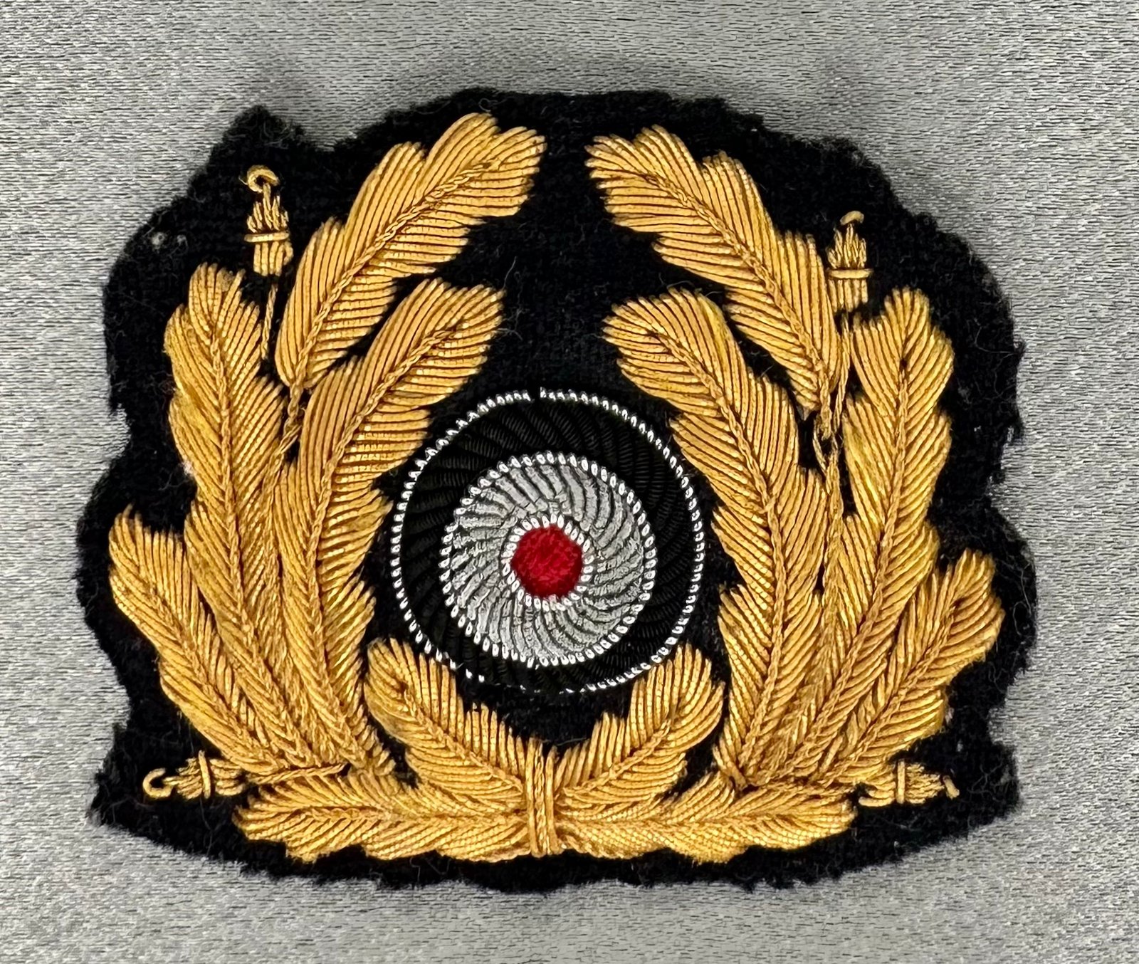 Kriegsmarine Officers Visor Cap Wreath and Cockade #16934 