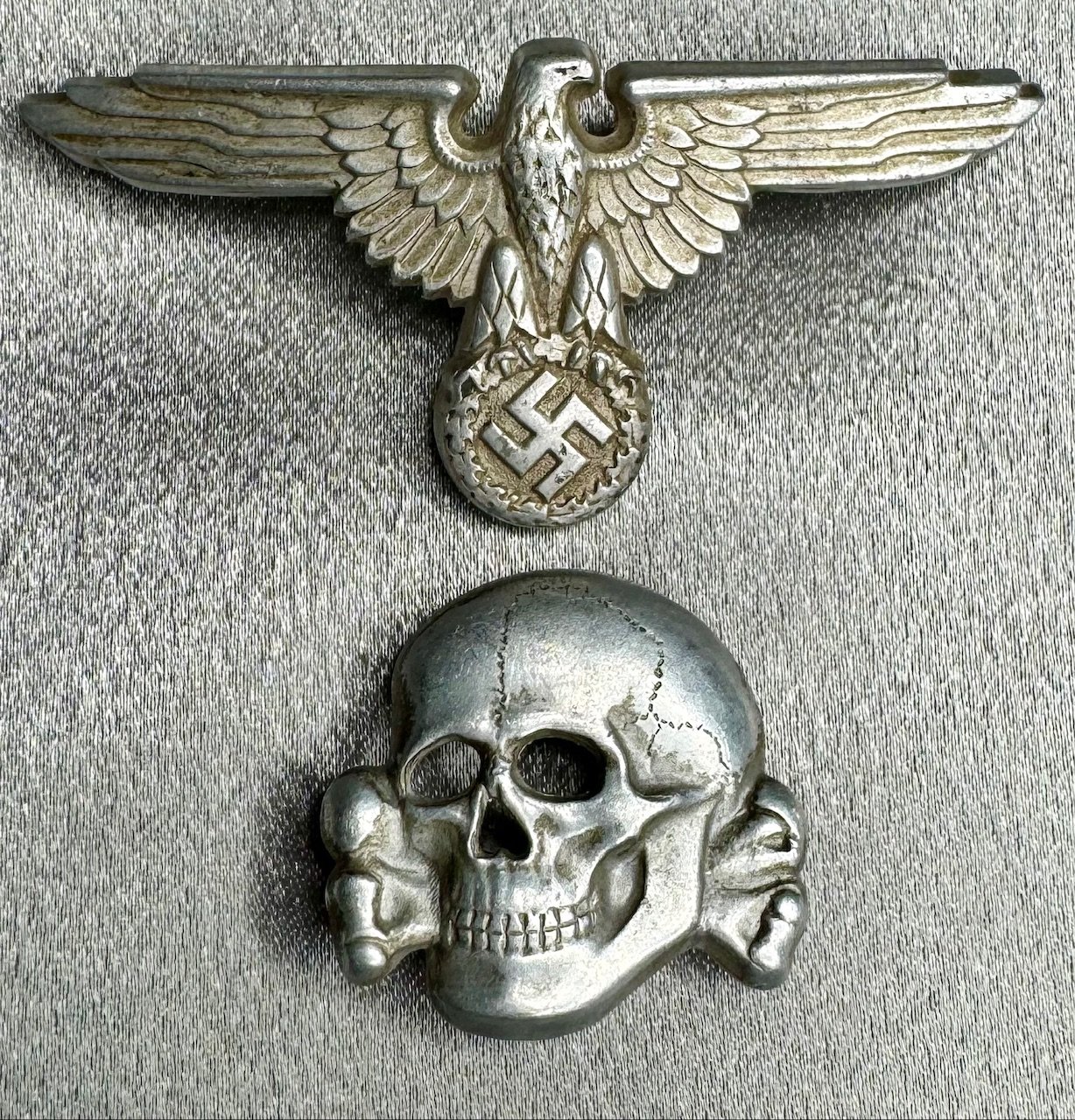 SS Visor Cap Insignia #17569 