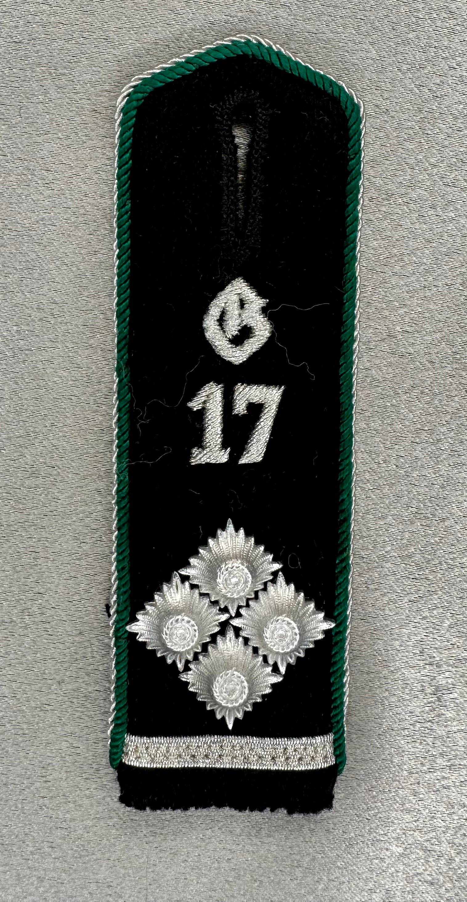 HJ Officer Shoulder Board #16812 