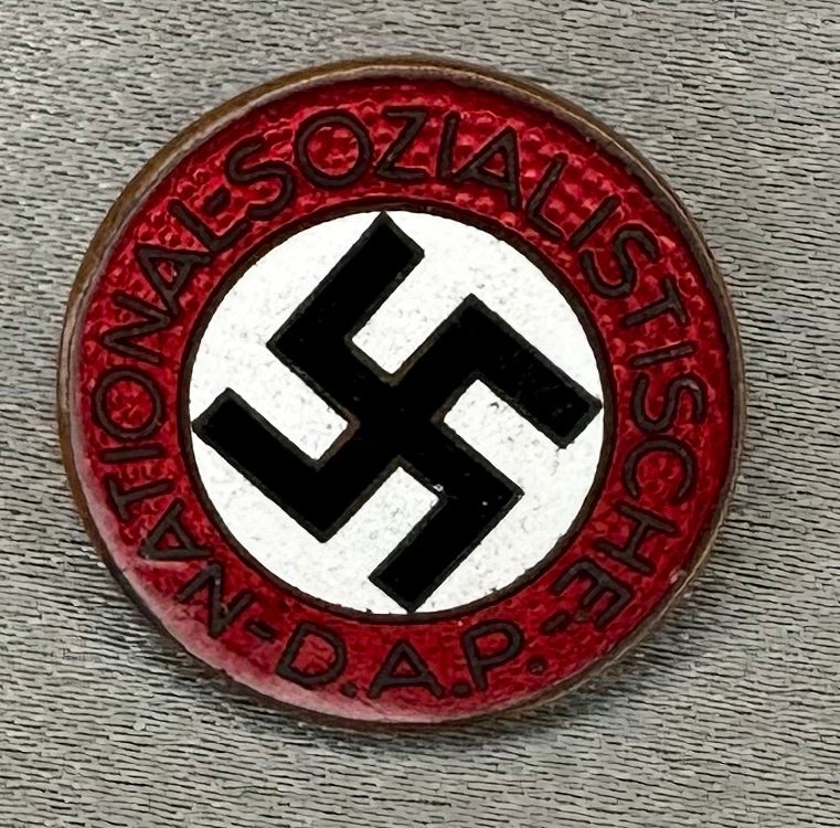 NSDAP Membership Badge #16632 