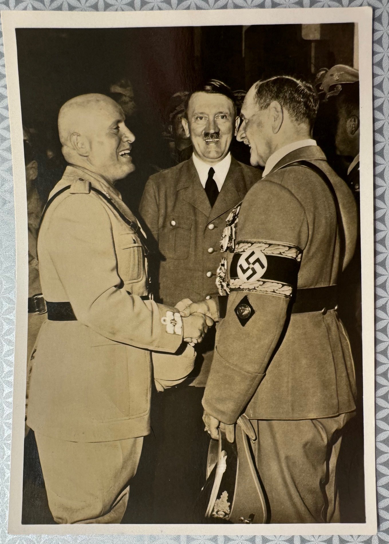 Die historische Begegnung am 18.6.1940 in München - Führerbau Postcard #17529 