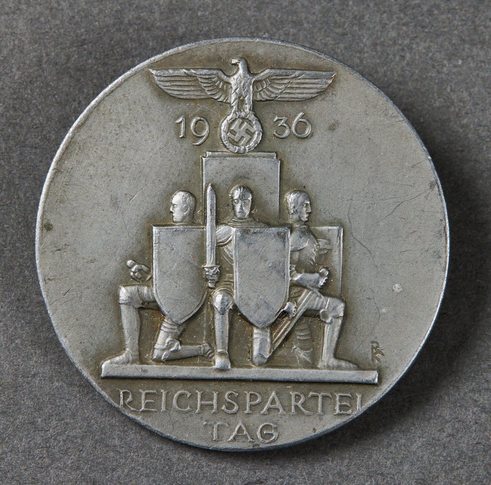 1936 Reichsparteitag Tinnie #21834 