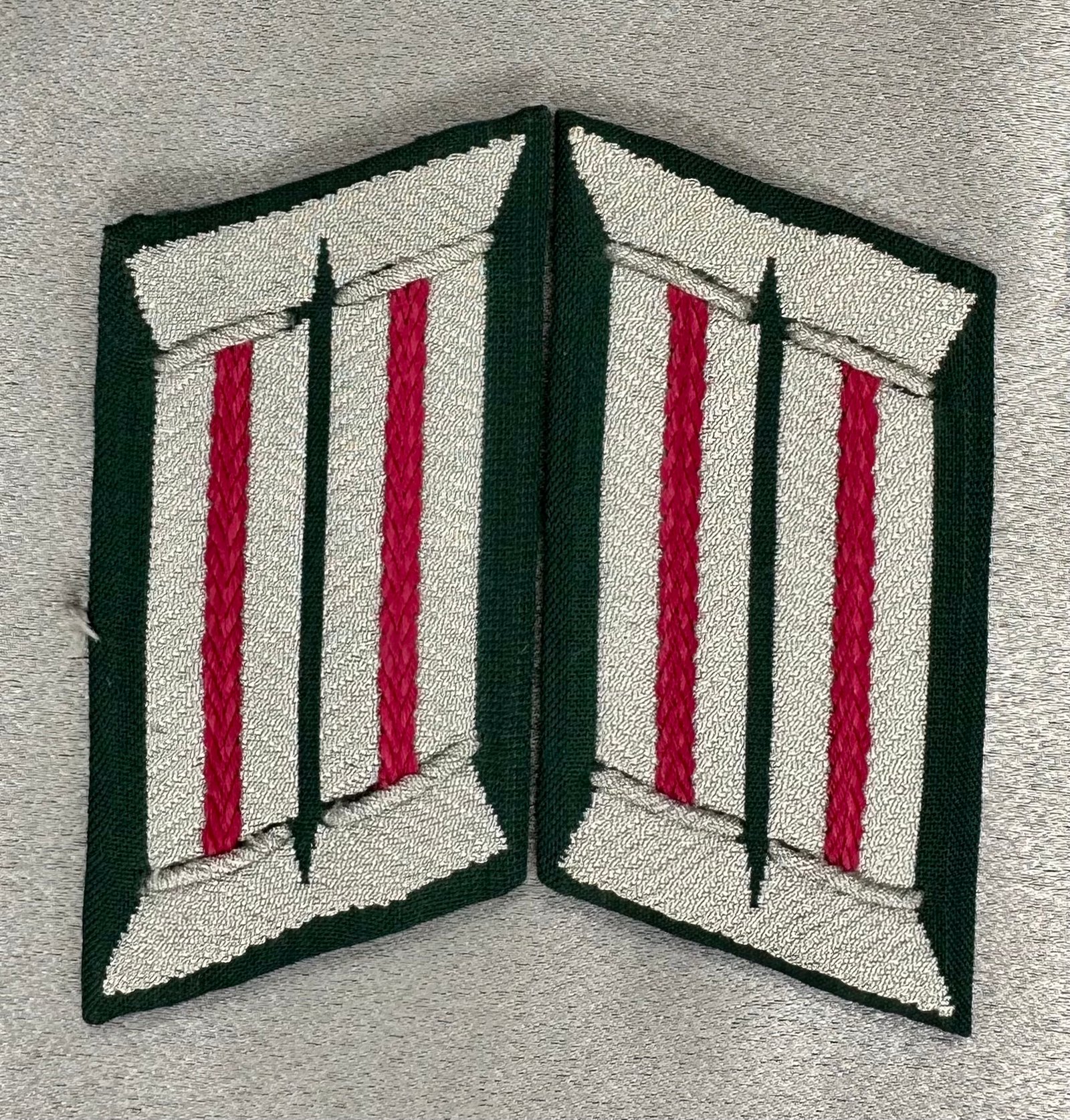 Heer Veterinarian Collar Tabs #16737 