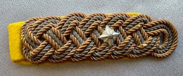 Ordensburg Officer\'s Shoulder Board #20101 