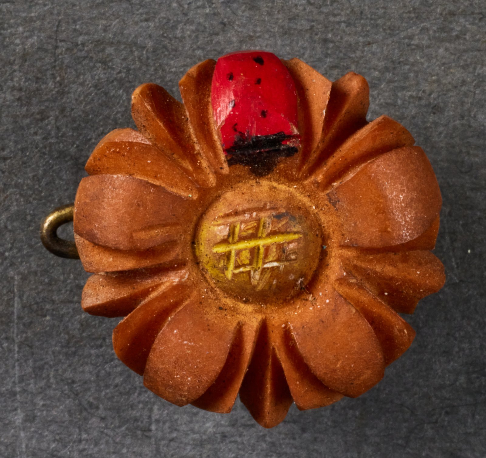 Winterhilfswerk Donation Pin #22391 