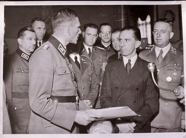 Dr Joseph Goebbels with Obergeneralarbeitsführer Dr. Wilhelm Decker #18849 