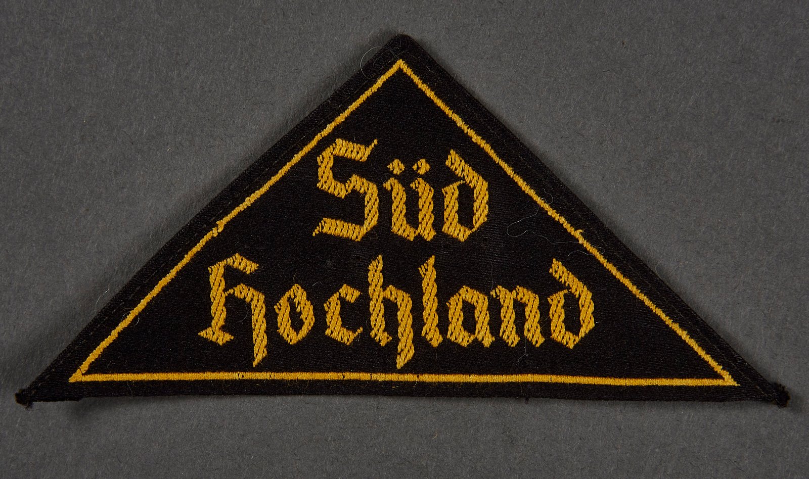 HJ Süd Hochland District Sleeve Triangle #16151 