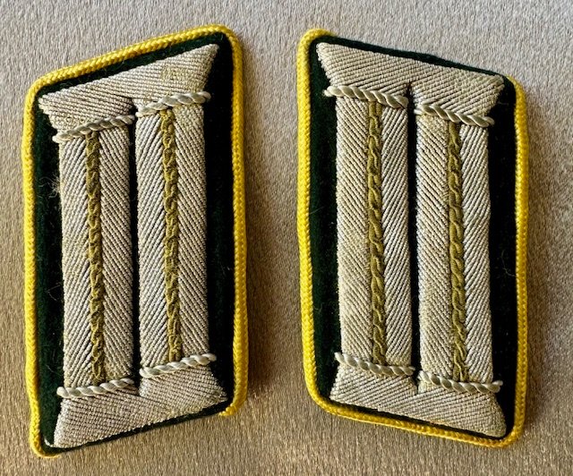 Feldpost Leader Collar Tabs #18244 