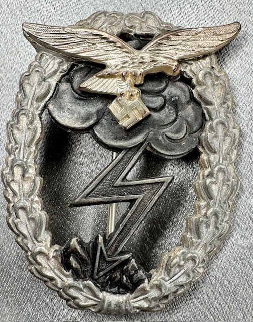 Luftwaffe Ground Assault Badge By G.H. Osang #17682 