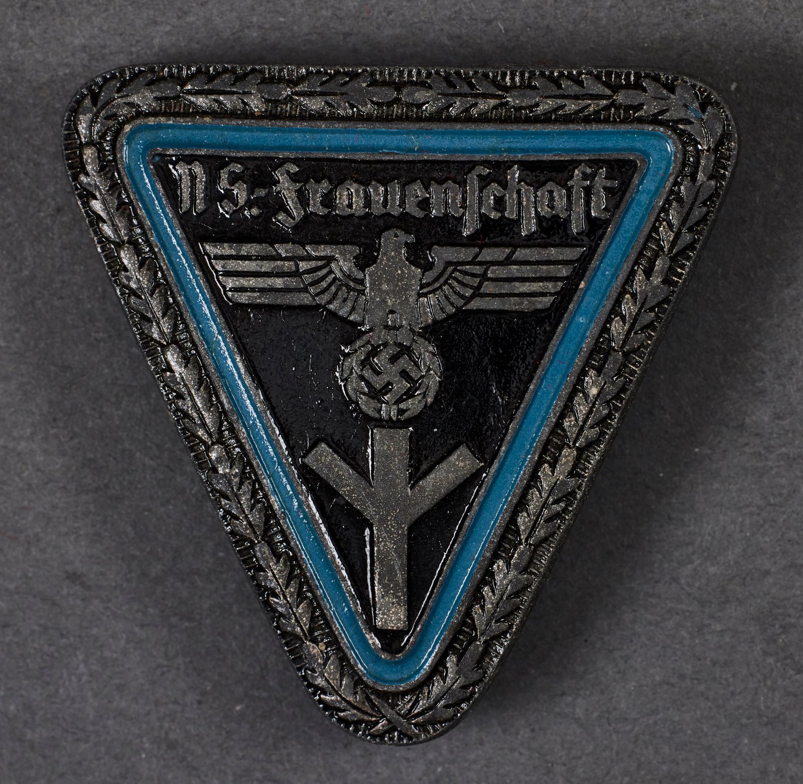 N.S. Frauenschaft Badge #20786 