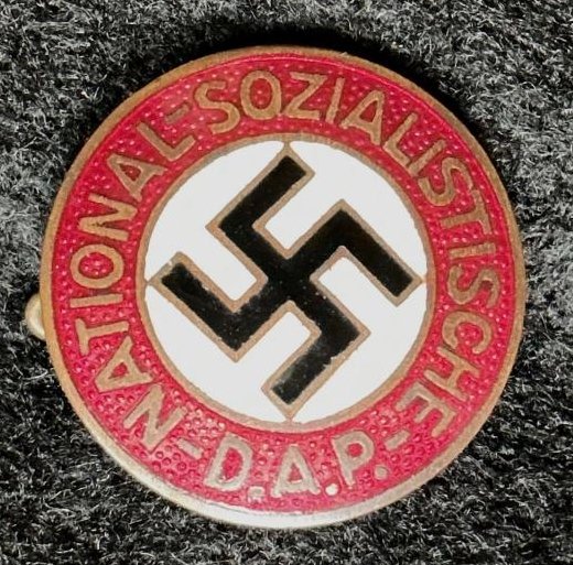 NSDAP Membership Badge #20218 