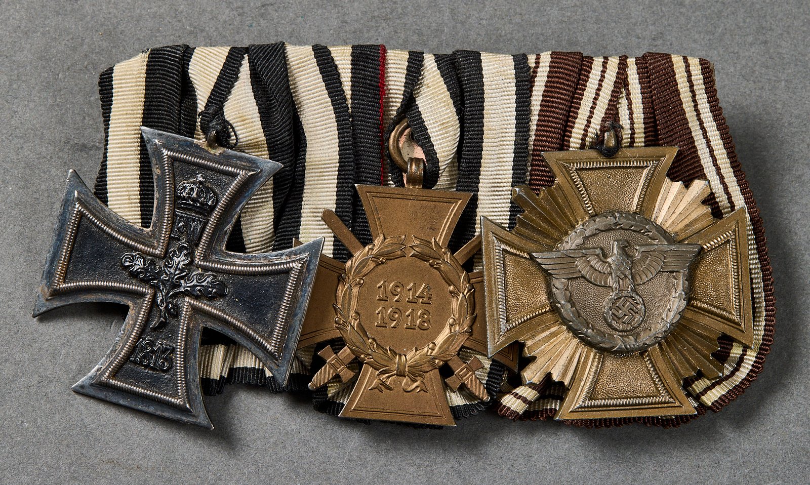 Three Medal Parade Bar #21796 