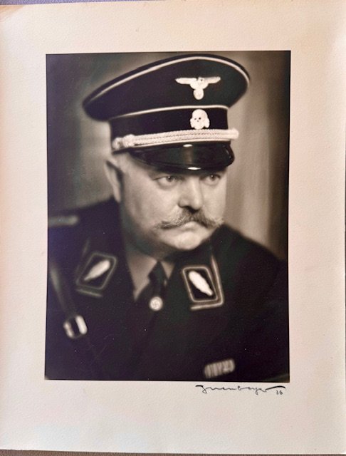 Alfred Arnold Sr. Studio Portrait #19570 