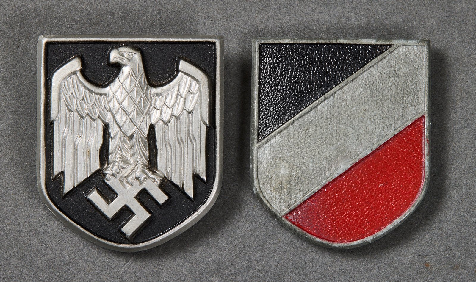 DAK Wehrmacht Pith Helmet Insignia #21804 