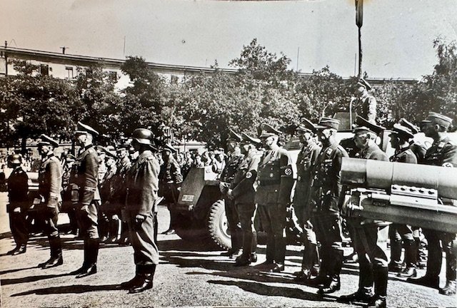 Baldur von Schirach speaking to Pz. Grenadier Div. Grossdeutschland #18682 