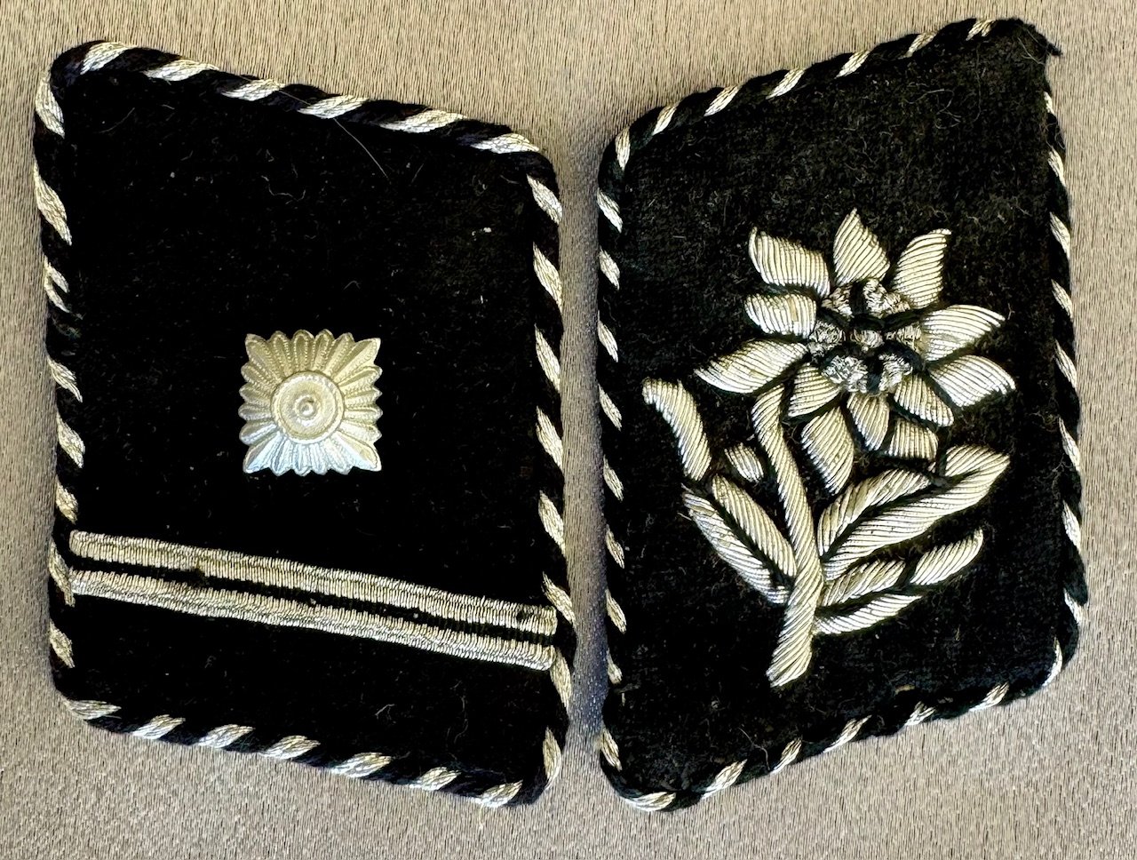 SS 87 Foot Regiment Tab Set #17519 