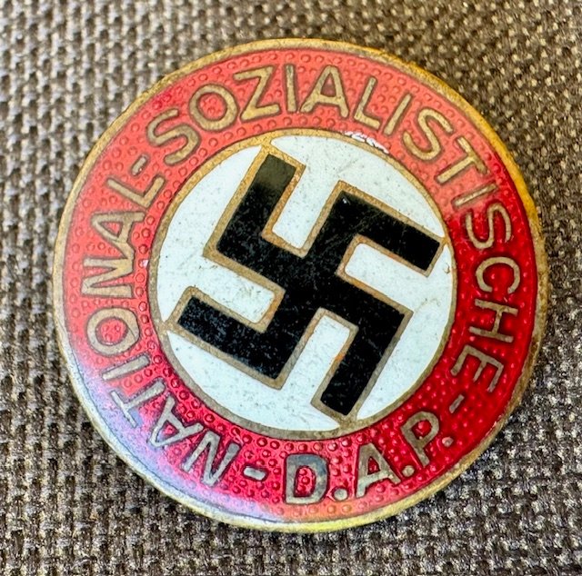 NSDAP Membership Badge #18139 