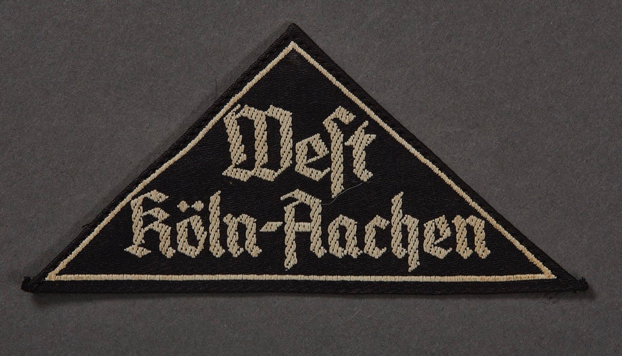 BDM West Köln-Aachen District Sleeve Triangle #16056 
