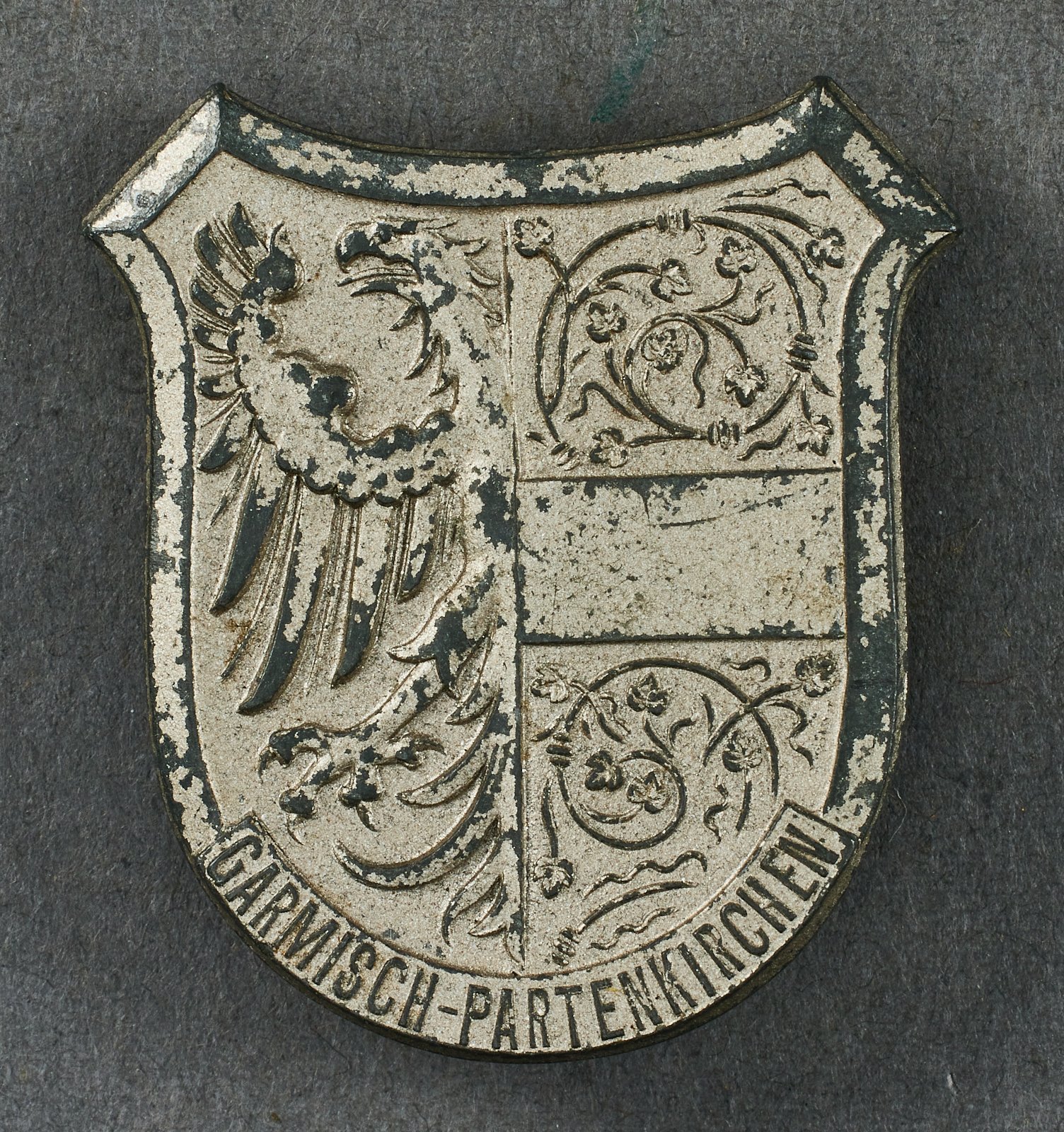 Garmisch Partenkirchen Tinnie #22435 