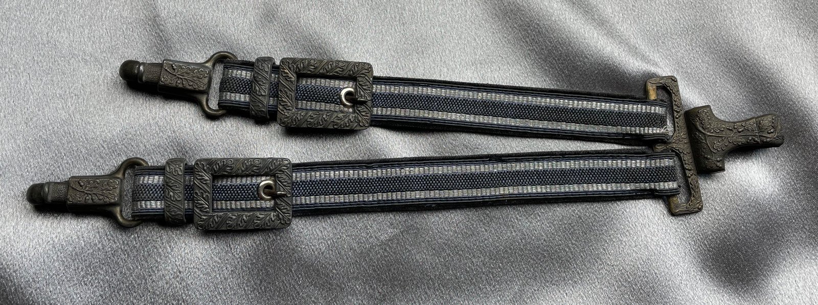 Luftwaffe Dagger Hanger #15736 